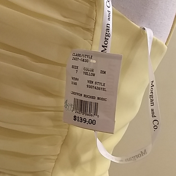 Yellow chiffon prom dress, size 7 - Picture 5 of 5